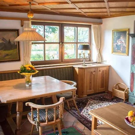 Bauernappartement Mit Balkon