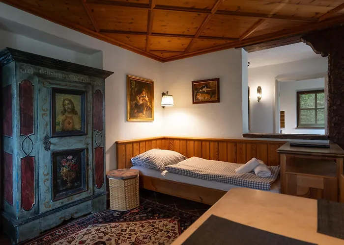 Apartment Bauernappartement Mit Balkon