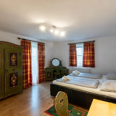 Bauernappartement Mit Balkon