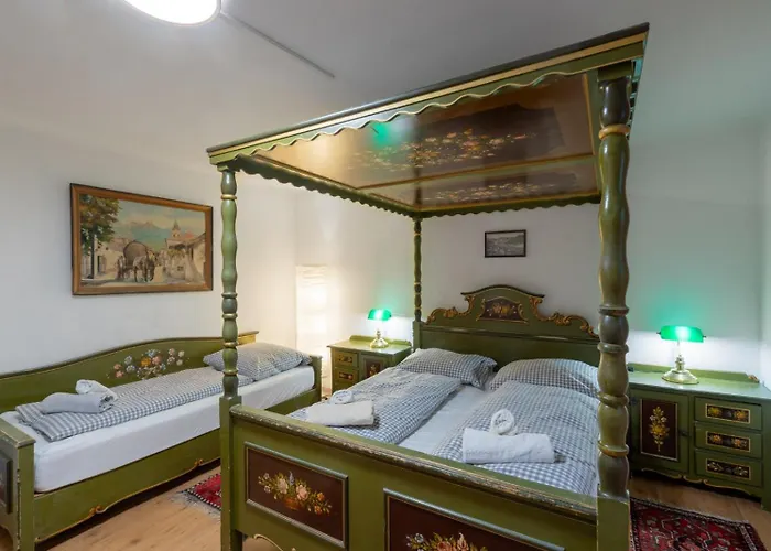 Bauernappartement Mit Balkon Apartment